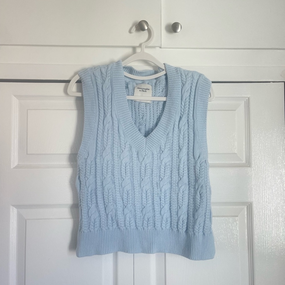 Abercrombie vest